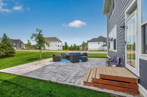 6432 Red Cedar Drive Chaska MN 55318