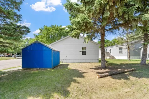 93 Riverside Terrace Watertown MN 55388