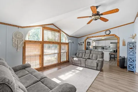 93 Riverside Terrace Watertown MN 55388