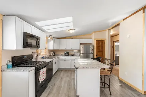 93 Riverside Terrace Watertown MN 55388