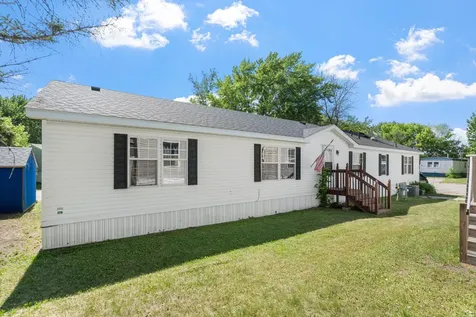 93 Riverside Terrace Watertown MN 55388