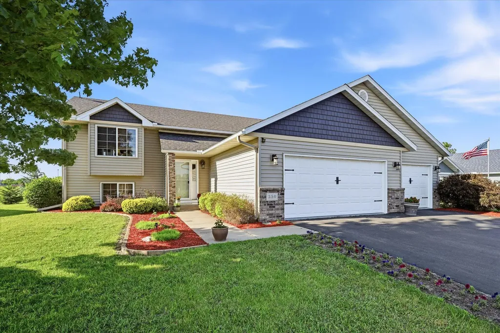350 Horizon Drive Le Center MN 56057