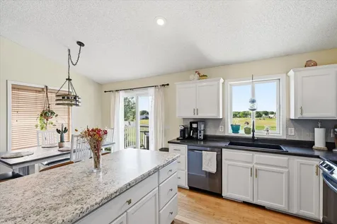 350 Horizon Drive Le Center MN 56057
