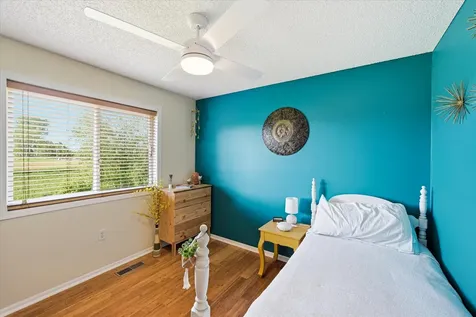 350 Horizon Drive Le Center MN 56057