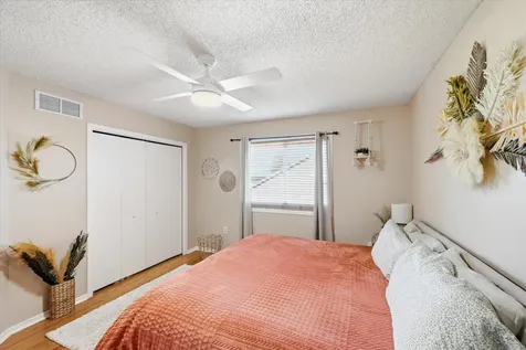 350 Horizon Drive Le Center MN 56057