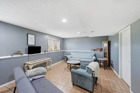 350 Horizon Drive Le Center MN 56057