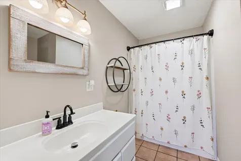 350 Horizon Drive Le Center MN 56057