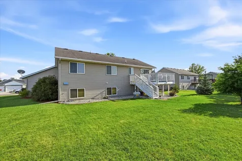 350 Horizon Drive Le Center MN 56057