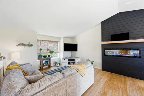 350 Horizon Drive Le Center MN 56057