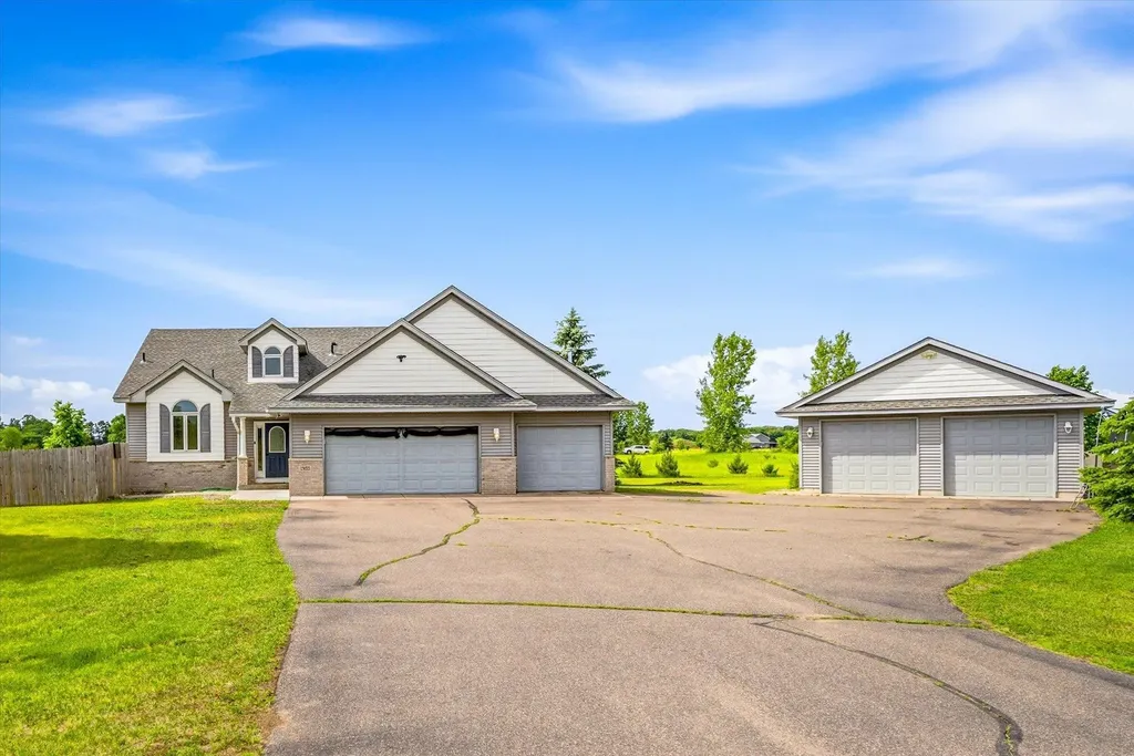 13653 307th Avenue NW Princeton MN 55371