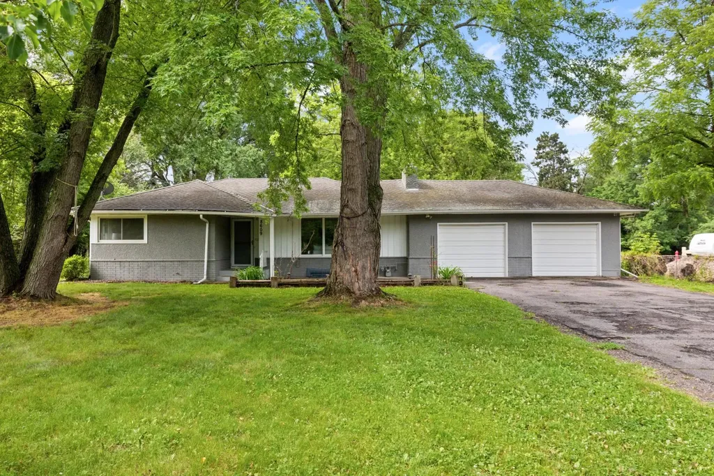 8609 W River Road Brooklyn Park MN 55444