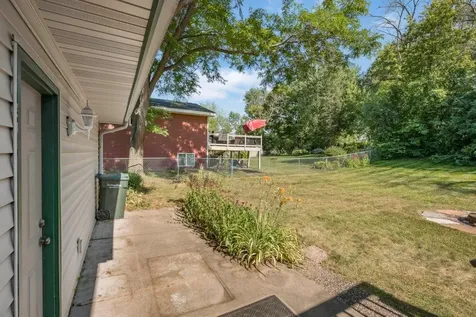9109 Erickson Court N Brooklyn Park MN 55428