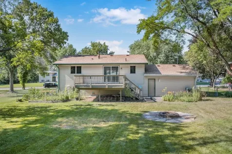 9109 Erickson Court N Brooklyn Park MN 55428