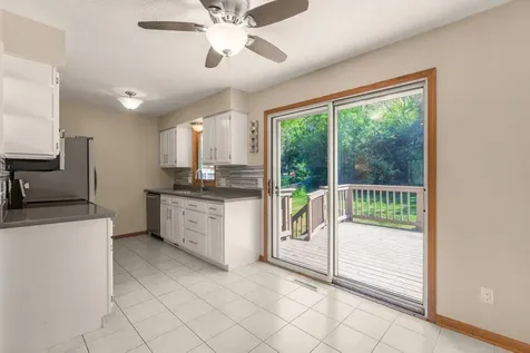 9109 Erickson Court N Brooklyn Park MN 55428