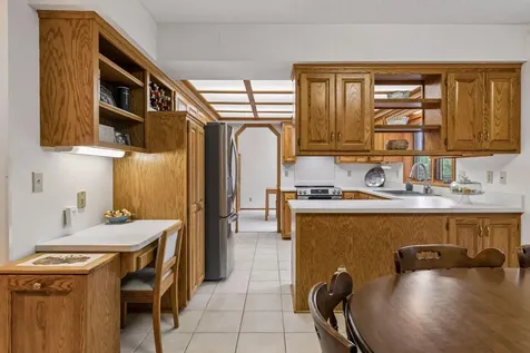 156 Red Oaks Drive Vadnais Heights MN 55127