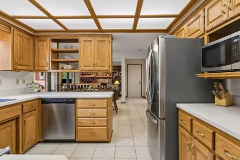 156 Red Oaks Drive Vadnais Heights MN 55127