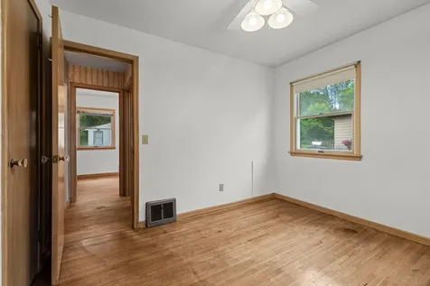 823 Oakwood Drive Anoka MN 55303