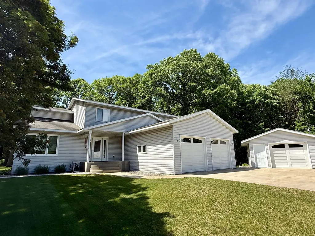 15174 Edgewood Road Little Falls MN 56345