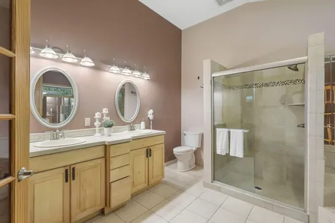 2417 Bourne Avenue Saint Paul MN 55108