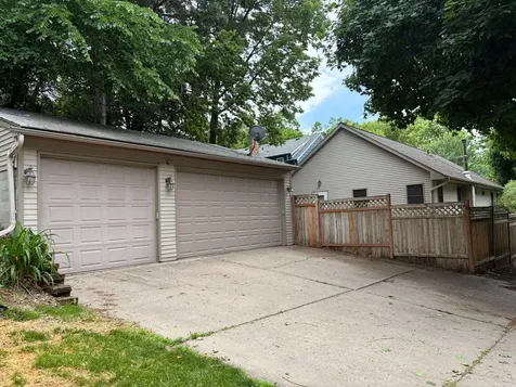 2417 Bourne Avenue Saint Paul MN 55108