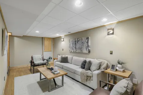2417 Bourne Avenue Saint Paul MN 55108