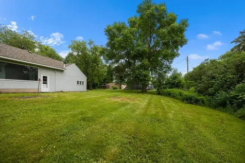 202 N 2nd Street Darwin MN 55324