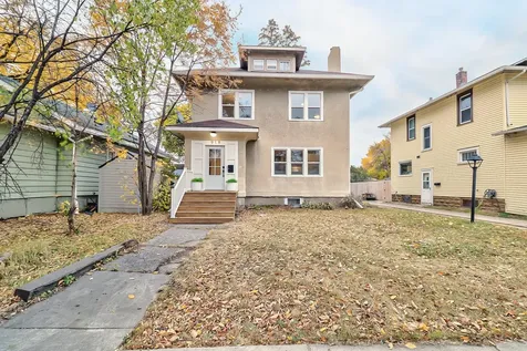 919 4th Street N Fargo ND 58102