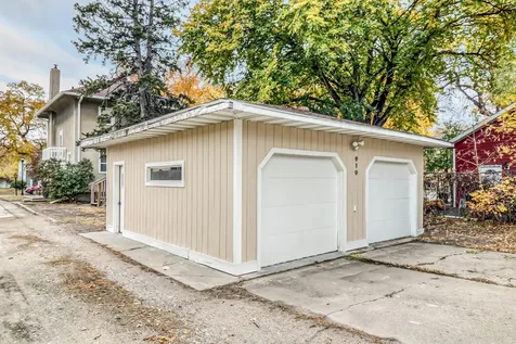 919 4th Street N Fargo ND 58102