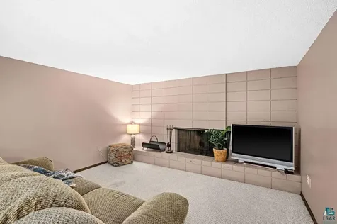 4314 Peabody Lane Duluth MN 55804