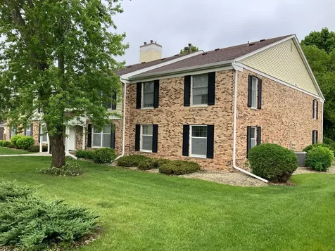 2053 Carriage Drive SW Rochester MN 55902