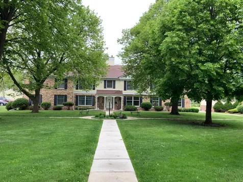 2053 Carriage Drive SW Rochester MN 55902