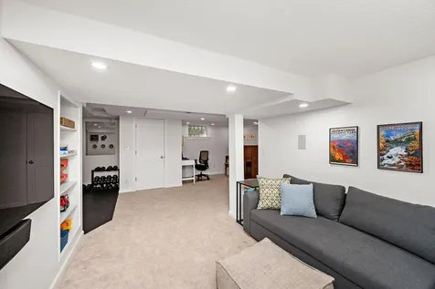 2100 31st Avenue S Minneapolis MN 55406