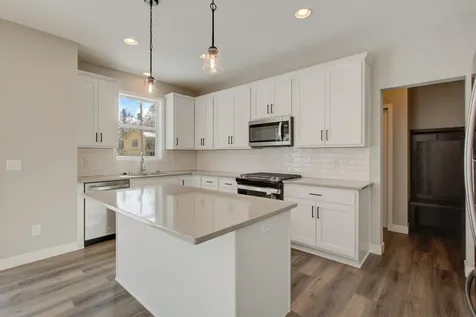 22508 Thrush Street Oak Grove MN 55005