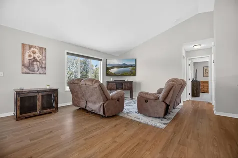 25695 Euclid Avenue Wyoming MN 55092