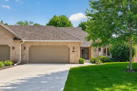 10417 Fawns Way Eden Prairie MN 55347