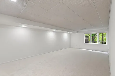 10417 Fawns Way Eden Prairie MN 55347