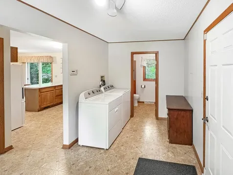 1622 Us Highway 8 Saint Croix Falls WI 54024