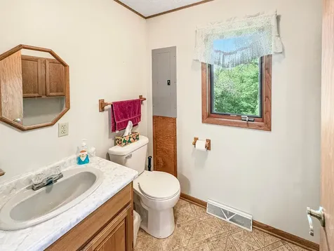 1622 Us Highway 8 Saint Croix Falls WI 54024