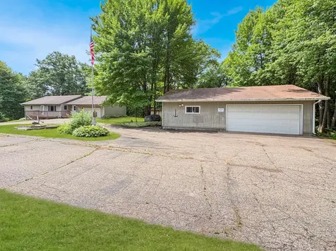 1622 Us Highway 8 Saint Croix Falls WI 54024