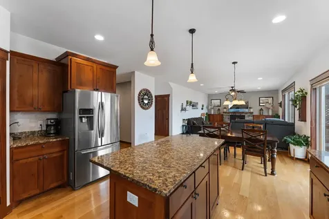 25188 Firefly Avenue Wyoming MN 55092
