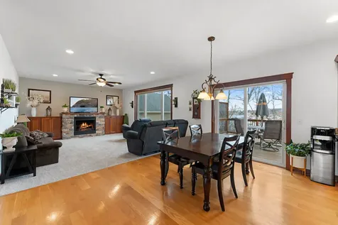 25188 Firefly Avenue Wyoming MN 55092