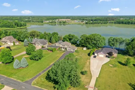 25188 Firefly Avenue Wyoming MN 55092