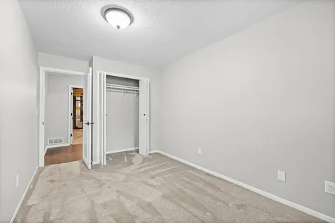 1544 Clemson Drive Eagan MN 55122