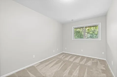 1544 Clemson Drive Eagan MN 55122