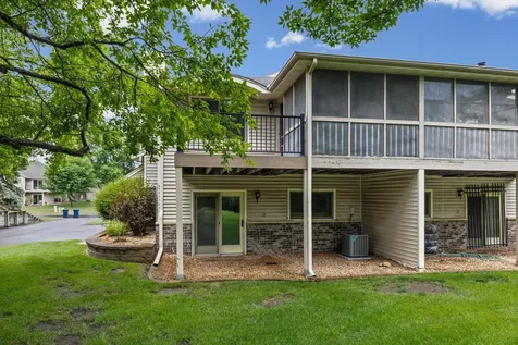 1544 Clemson Drive Eagan MN 55122