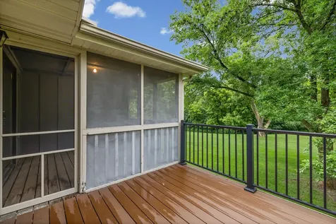 1544 Clemson Drive Eagan MN 55122