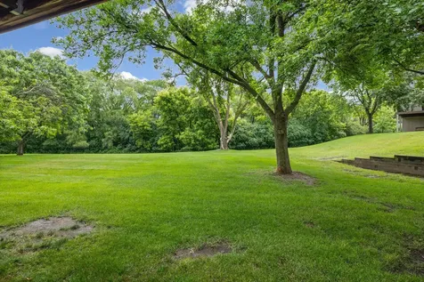 1544 Clemson Drive Eagan MN 55122