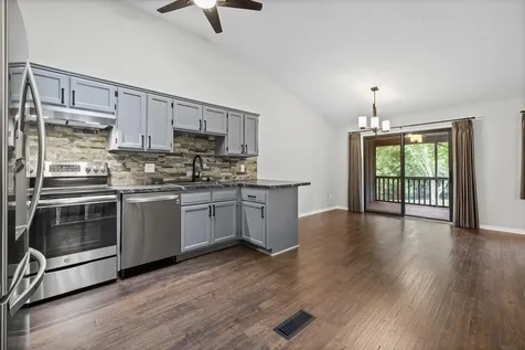 1544 Clemson Drive Eagan MN 55122