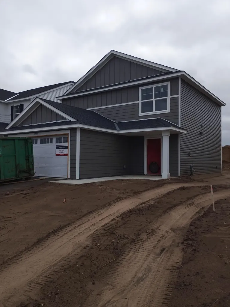 10562 Goodview Avenue S Cottage Grove MN 55016