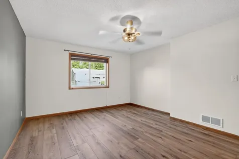5852 Excalibur Court NW Rochester MN 55901